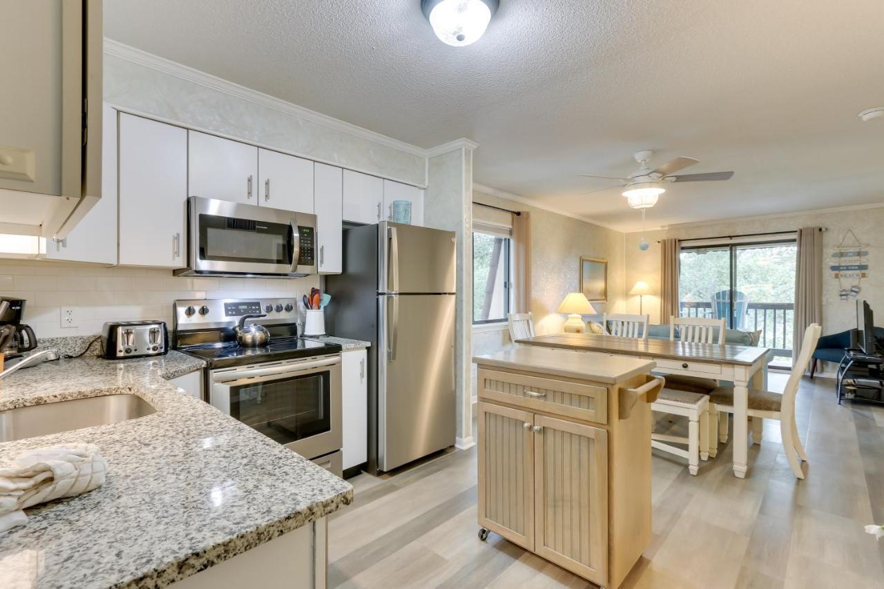Hilton Head Condo With Balcony And Pool, Walk To Beach Hilton Head Island Ngoại thất bức ảnh
